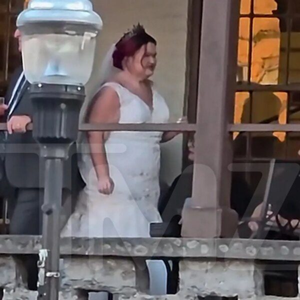 ‘1000-lb Sisters’ Star Amy Slaton Gets Married