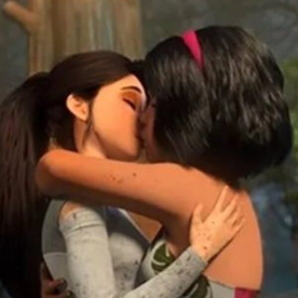 Teenage Lesbian Kiss in Netflix Kids’ Jurassic Park Cartoon Sparks More Outrage…