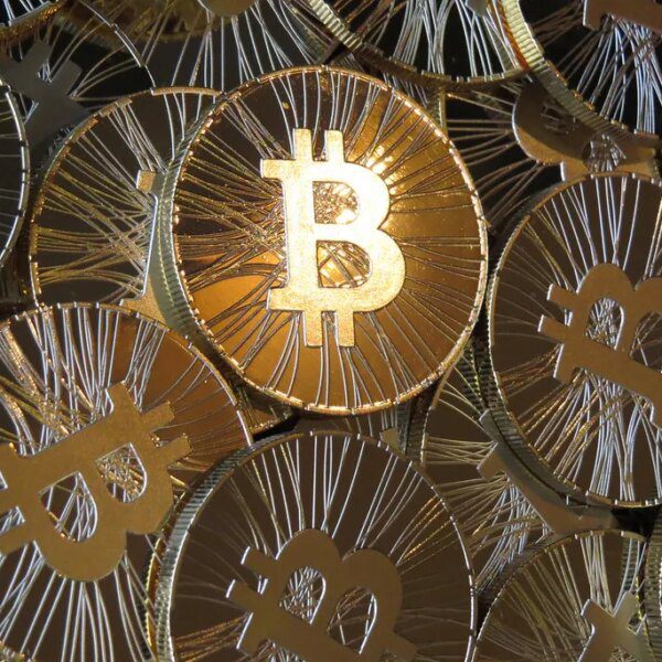 Bitcoin Rally Met With Institutional Call Selling In Options Market