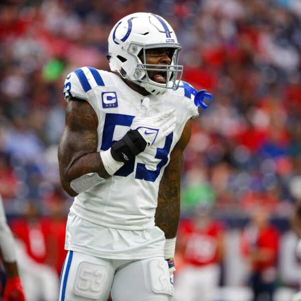 3-time All-Pro LB Shaquille Leonard to retire with Colts