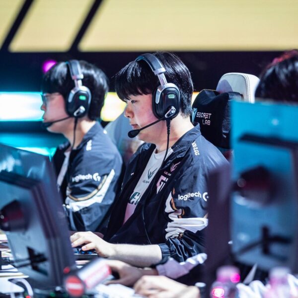 CTBC Flying Oyster, two others, attain KO stage at Worlds