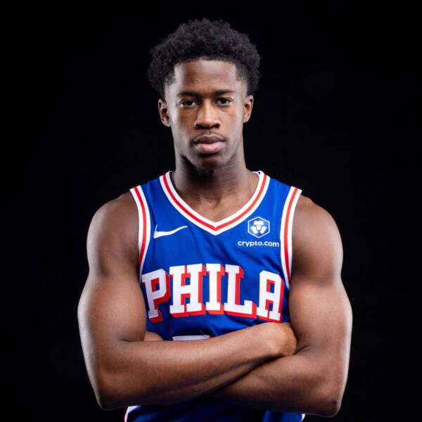 “That’s elite comp” – VJ Edgecombe downplays 8x All-Star comparisons after 76ers…