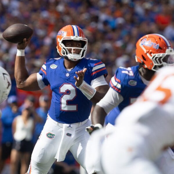 Florida stuns No. 9 Texas, ends three-game shedding streak
