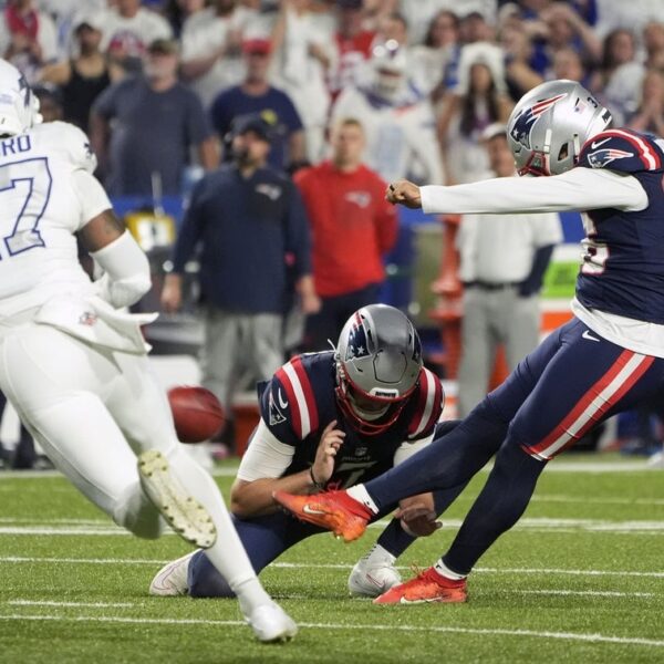 Patriots stun Bills on Andy Borregales’ last-minute FG