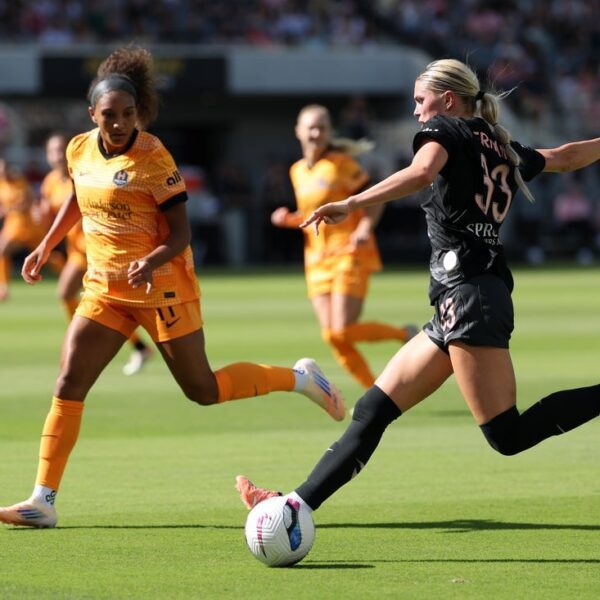 Angel City sneak towards playoffs with shutout of Dash