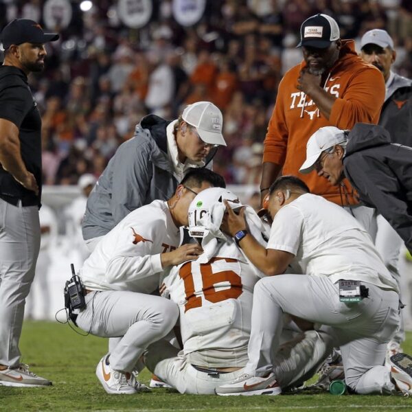 Report: Texas QB Arch Manning sustains concussion vs. Miss. State