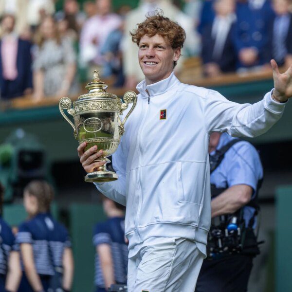 Jannik Sinner shares particular second together with his father Johann in emotional…