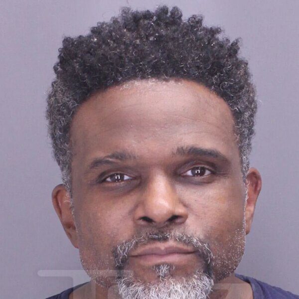 Darius McCrary Poses for Mug Shot After Extradition to Michigan Jail