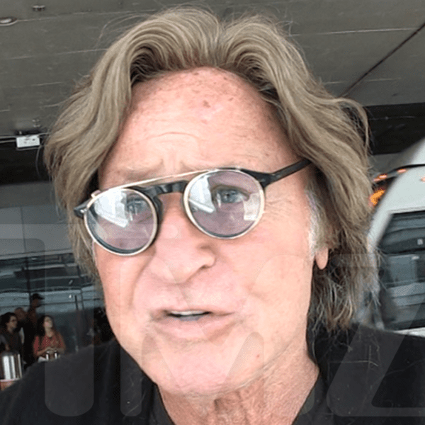 Mohamed Hadid Praying Gaza Ceasefire Sticks, ‘Everyone Deserves Peace’