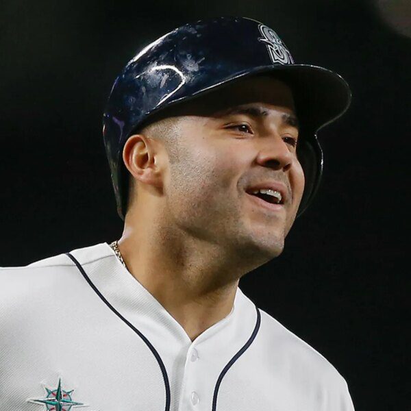 Former Mariners Catcher Jesus Montero Dead at 35