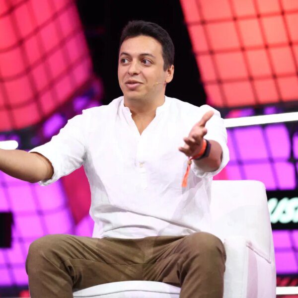 Deel hits $17.3B valuation after elevating $300M from big-name VCs