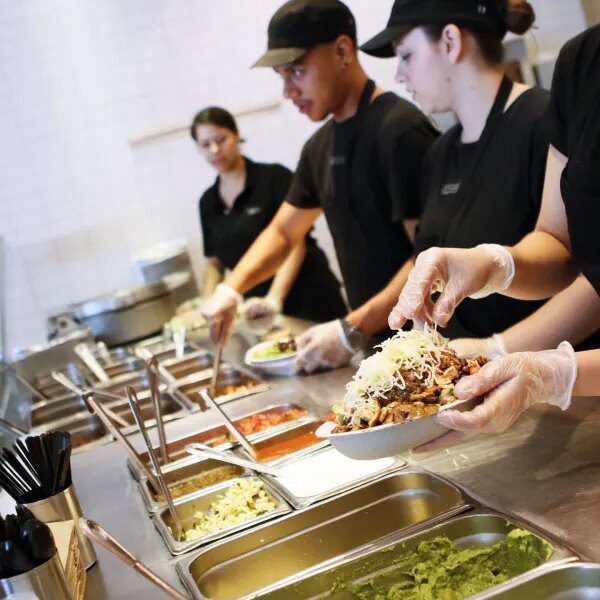 Chipotle CEO Scott Boatwright: Gen Z, millennials are chopping again on eating…