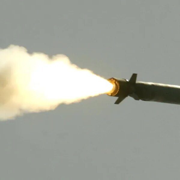 Trump warns Russia he could ship Tomahawk missiles to Ukraine if conflict…