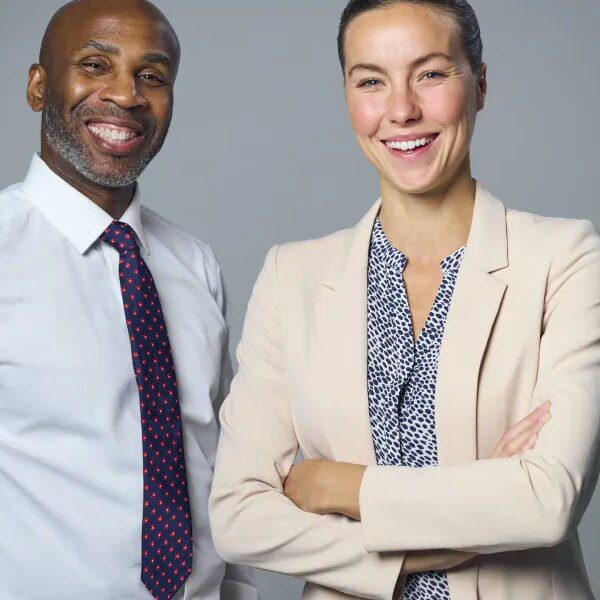 How entrepreneurs exterior the internal circle can break by