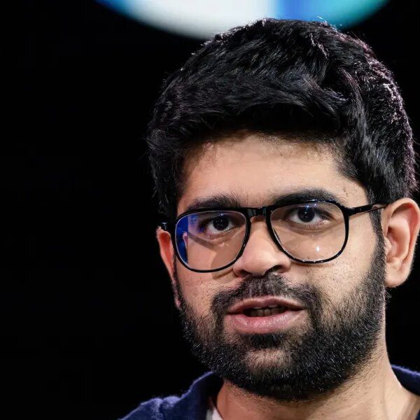 Perplexity’s 31-year-old CEO horrified after getting tagged by a scholar utilizing his…