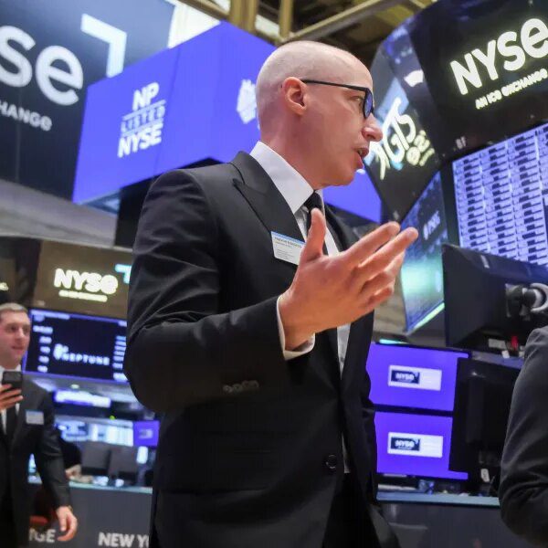 Fewer earnings experiences, extra remorse: The excessive value of going quiet