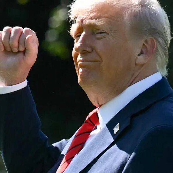 New China tariffs introduced throughout authorities shutdown and AI valuation debate are…