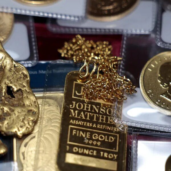 Gold costs might soar to $10,000 per ounce in simply three years