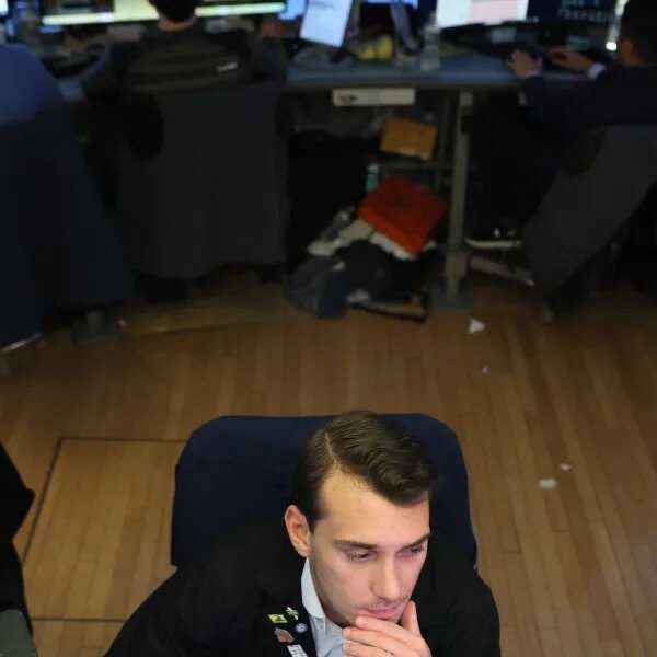 Top analyst nonetheless thinks we’re on the cusp of a brand new…