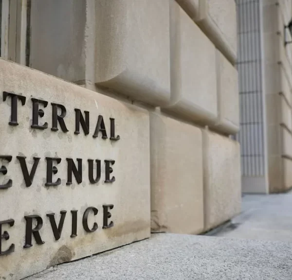 IRS releases 2026 earnings tax brackets with Trump regulation modifications – Investorempires.com