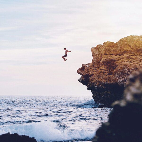Blockchain Earnings Take A Dip — 16% Drop In Just 1 Month:…