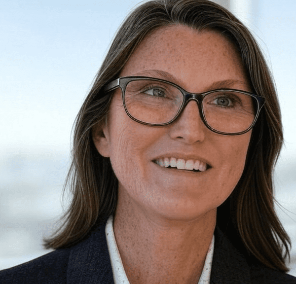 Cathie Wood’s Ark Invest Buys $21M Worth in Robinhood Stock