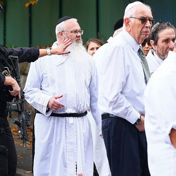 UK synagogue assault on Yom Kippur kills 2, raises antisemitism fears