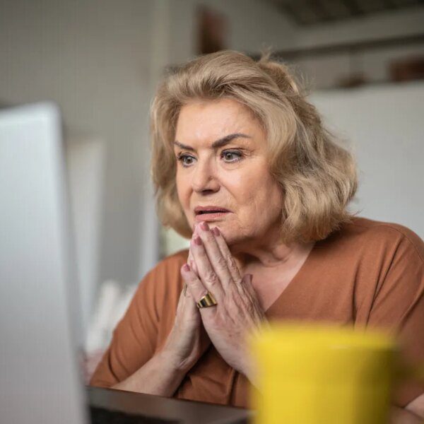 WhatsApp and Messenger add new warnings to assist older folks keep away…