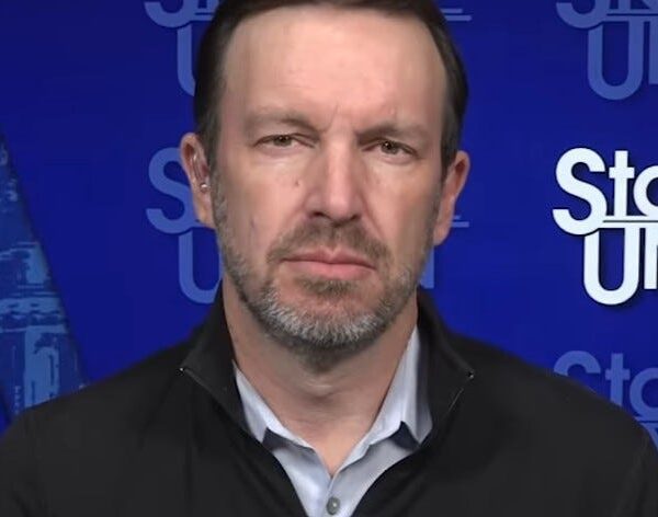 Sen. Chris Murphy Shatters Jake Tapper’s Effort To Blame Democrats For SNAP…