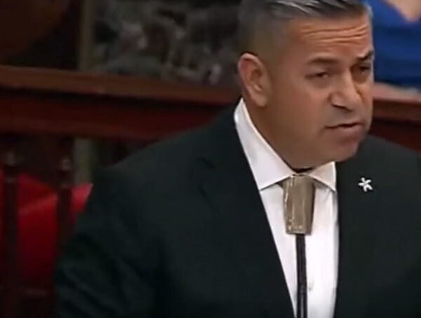 Democratic Senator Destroys John Thune Like He’s The White House East Wing…