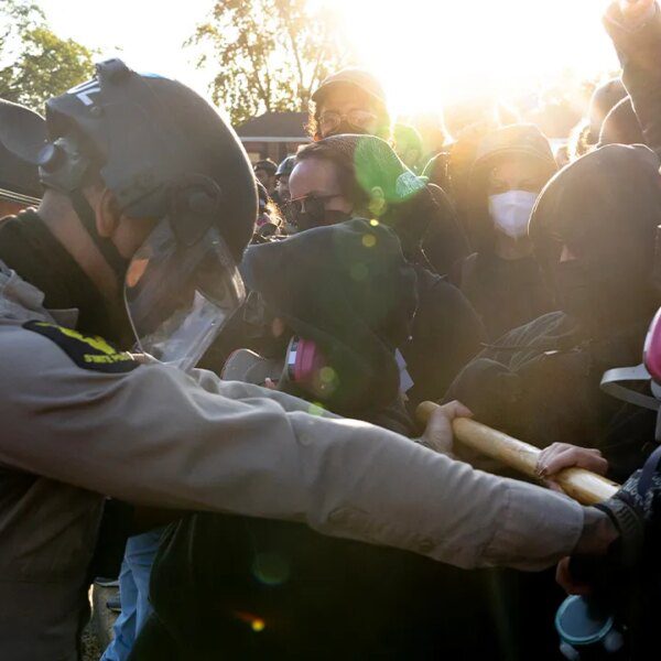 Federal choose orders ICE brokers to put on physique cameras throughout Chicago…