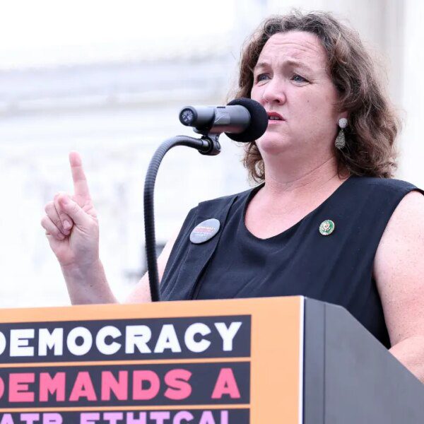 California’s Katie Porter caught on video berating staffer throughout 2021 name