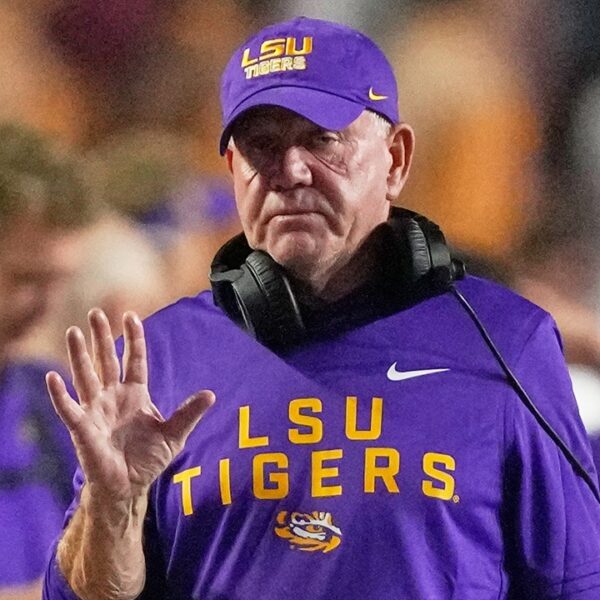 LSU fires Brian Kelly after third lack of season: experiences