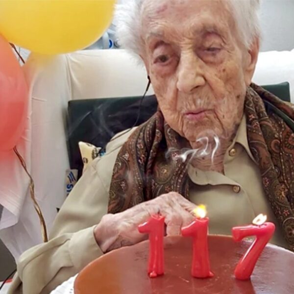 Longevity secrets and techniques and cancer-fighting nutritional vitamins, plus a brand new…