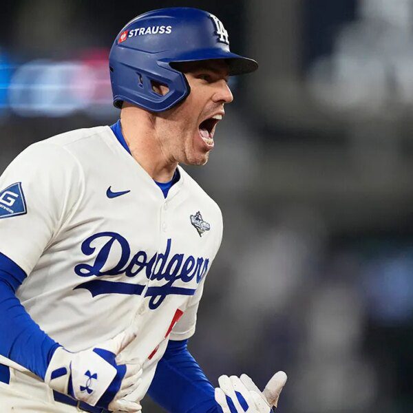 Dodgers, Blue Jays ship epic World Series recreation