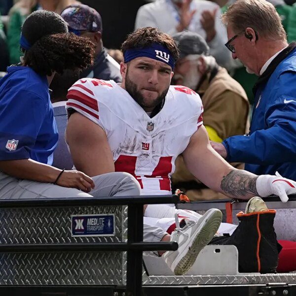 Giants’ Cam Skattebo exits recreation after brutal harm