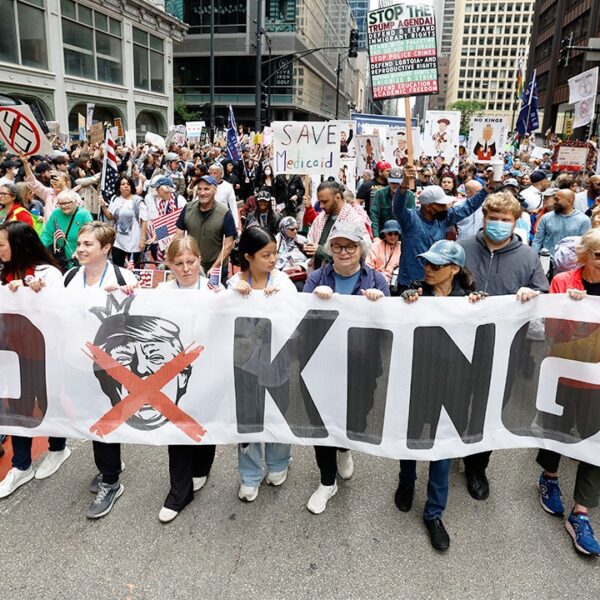 Protesters nationwide maintain ‘No Kings’ rallies amid authorities shutdown