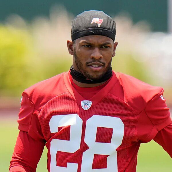 Shilo Sanders channels brother Shedeur Sanders earlier than Browns-Steelers sport