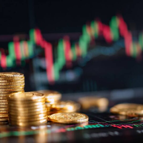 Blockchain.com Eyes Public Listing Through SPAC Deal Amid Crypto IPO Surge