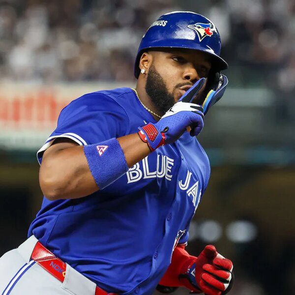 Blue Jays beat Yankees 5-2 in Game 4, advance to ALCS for…