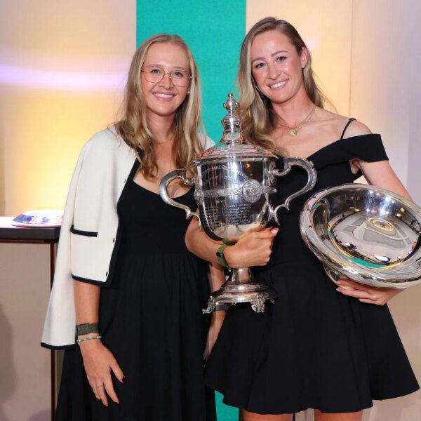 Sister duo Jessica and Nelly Korda hit the vary because the elder…