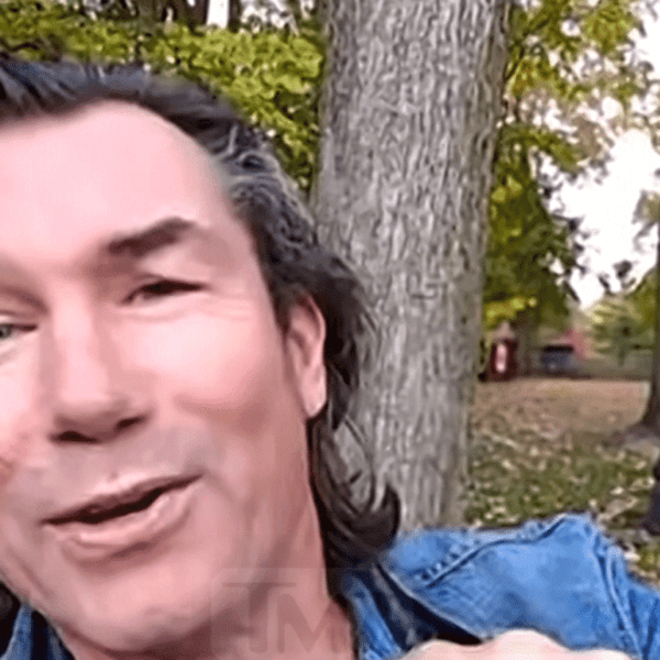 Jerry O’Connell Takes Blame for Blue Jays World Series Loss, the New…