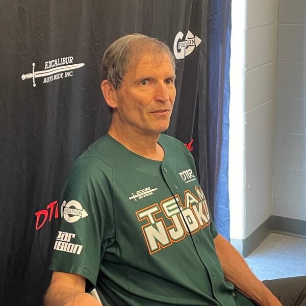 Bernie Kosar leaving hospital one week after transplant