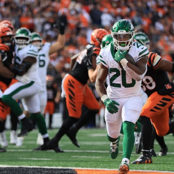 Jets, dealing with Browns, attempt to transfer previous trade-deadline sell-off