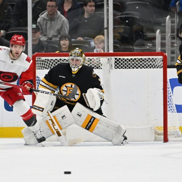 Suddenly surging Bruins and Islanders to conflict once more