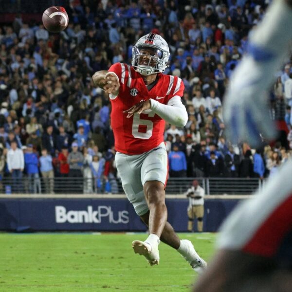 Trinidad Chambliss scores 2 TDs as No. 7 Ole Miss routs South…