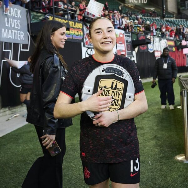 Thorns signal main purpose scorer Olivia Moultrie to extension