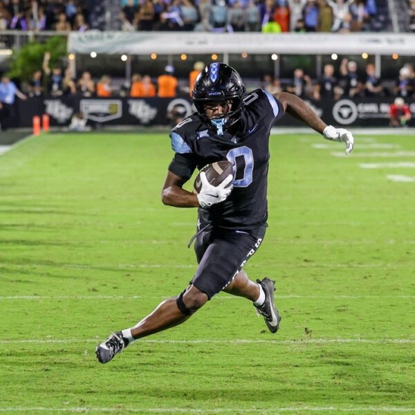 Lowly UCF, Oklahoma State wanting to snap dropping streaks