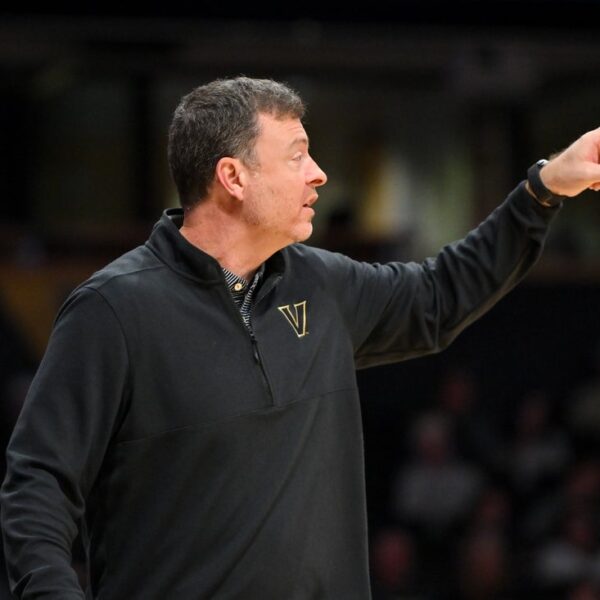 Duke Miles, No. 24 Vanderbilt too robust for Western Kentucky