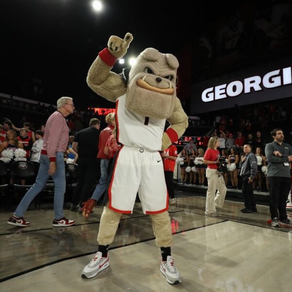 Georgia makes use of balanced assault to beat Florida A&M by 30